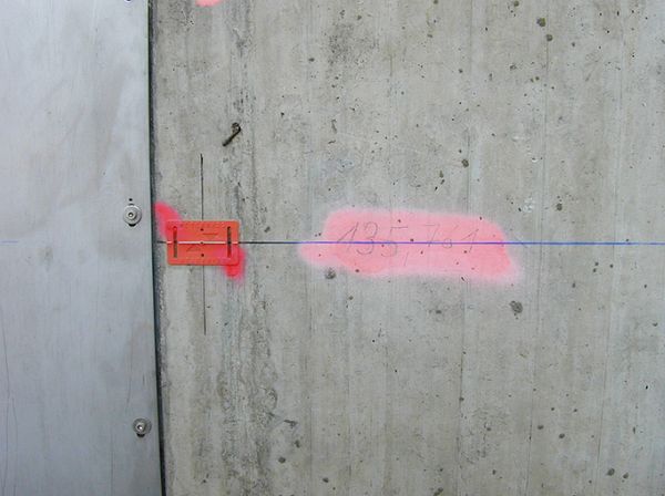 Meterrissmarke, rot, ohne Pinsel, neutral, 79x50mm