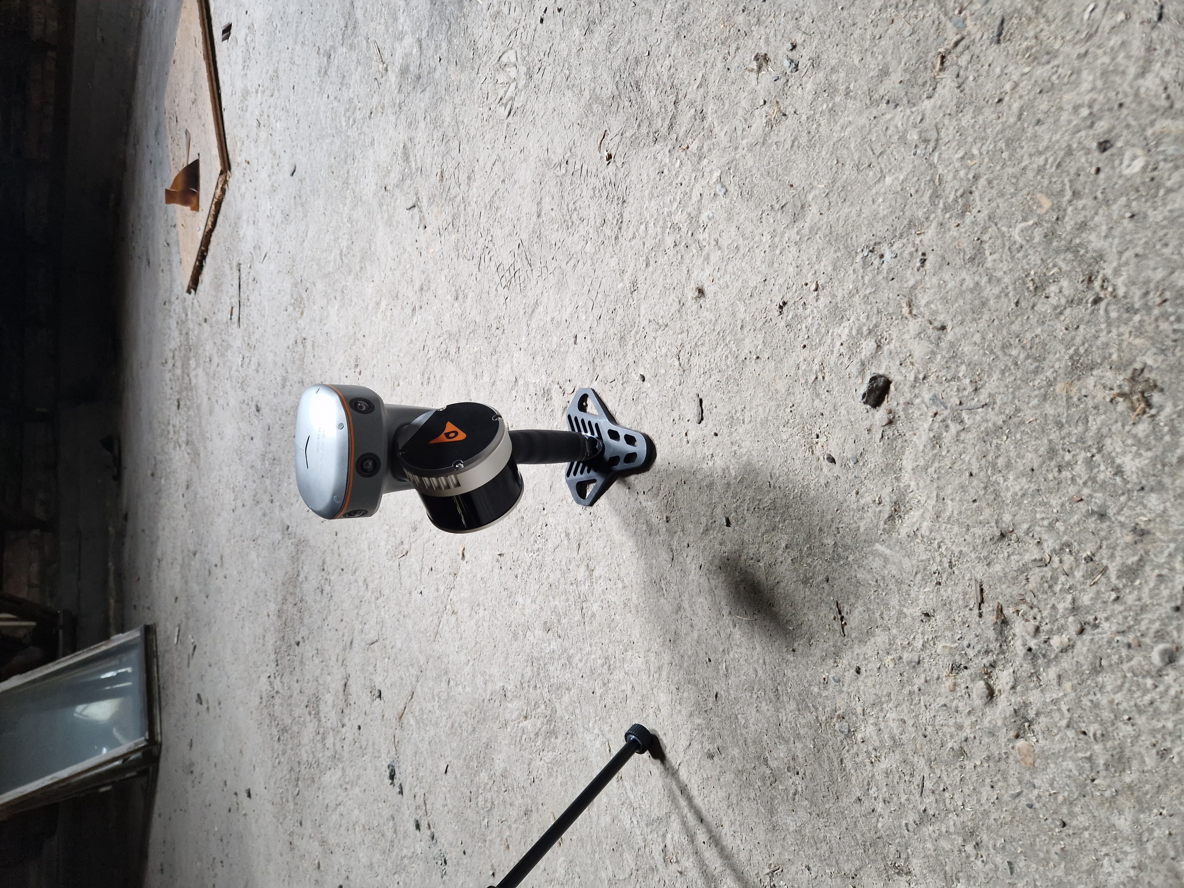 RS10 SLAM - Handheld Slam 3D Laserscanner + GNSS RTK System RS10 SLAM - Handheld Slam 3D Laserscanner + GNSS RTK System