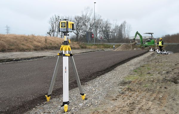 GeoMax Zone60 DG Neigungslaser + ZRD105B digital - SET