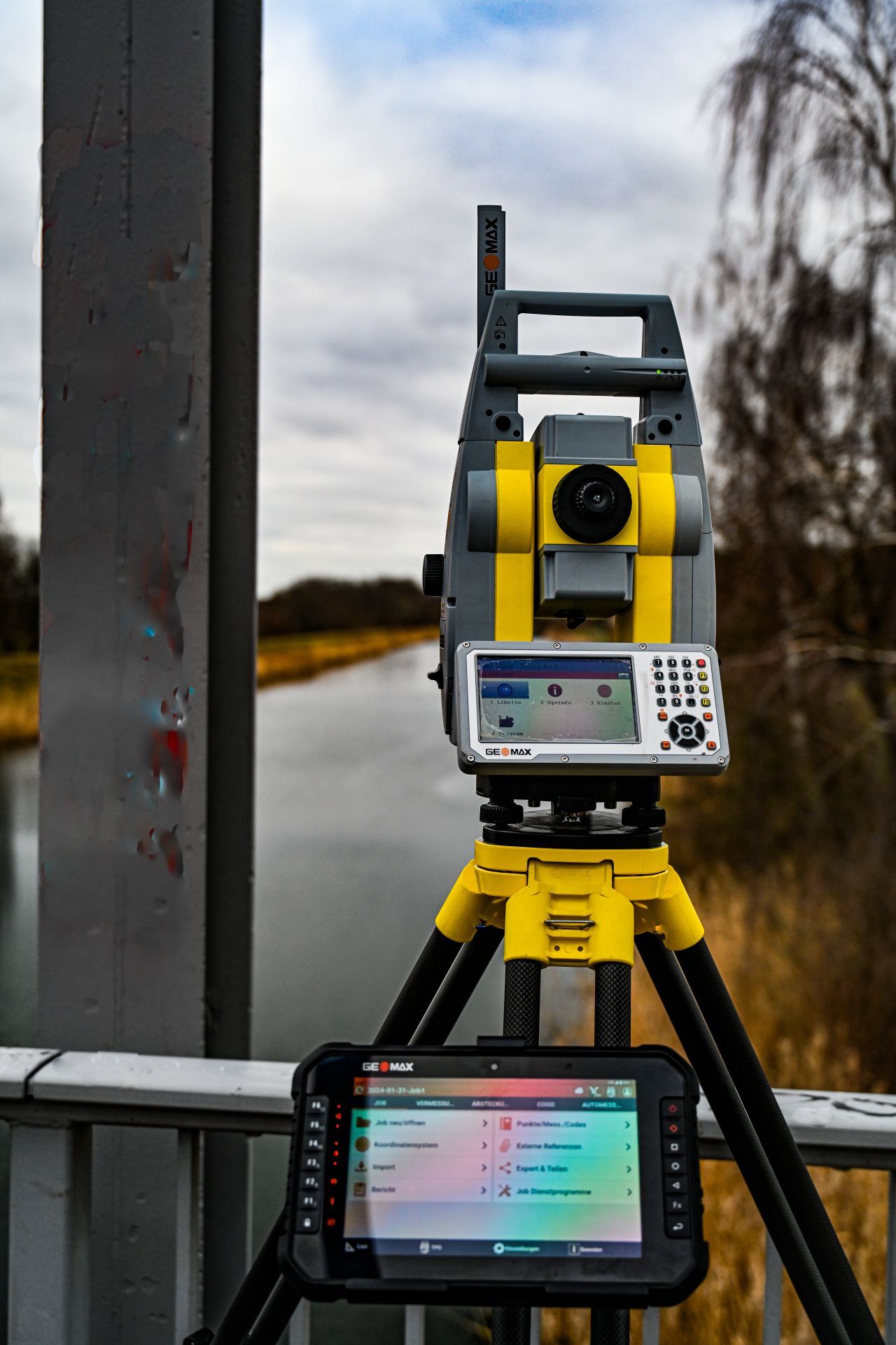 totalstationen-tachymeter-von-geomax-kaufen-oder-mieten-bei-aurich